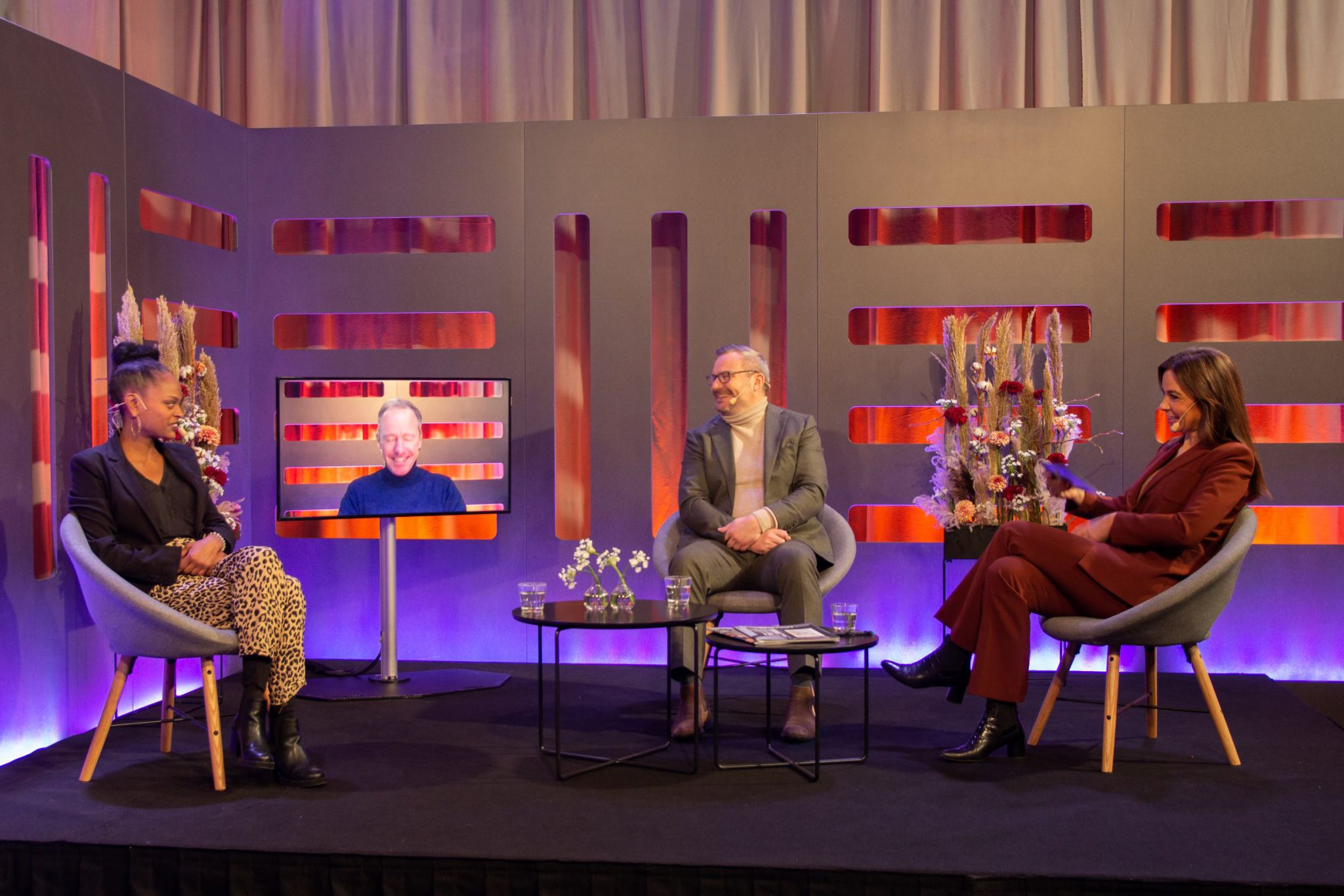 A panel with Viktoria Walldén, David Schill and moderated by Li Pamp.