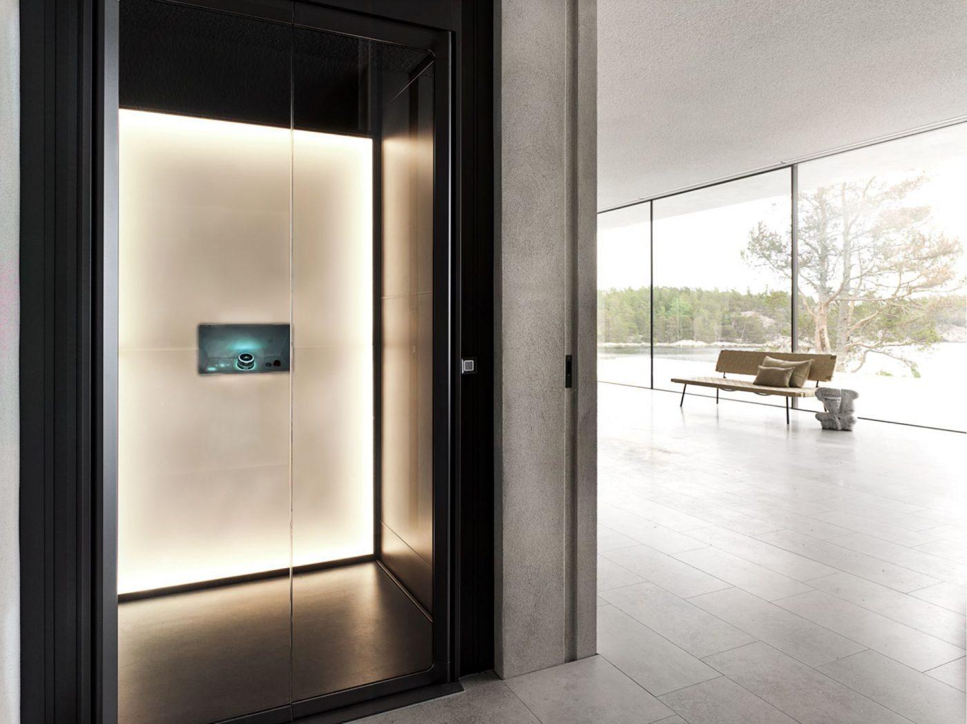 Home lift/elevator in modern livingroom in Stockholm archipelago villa. Model: Aritco HomeLift