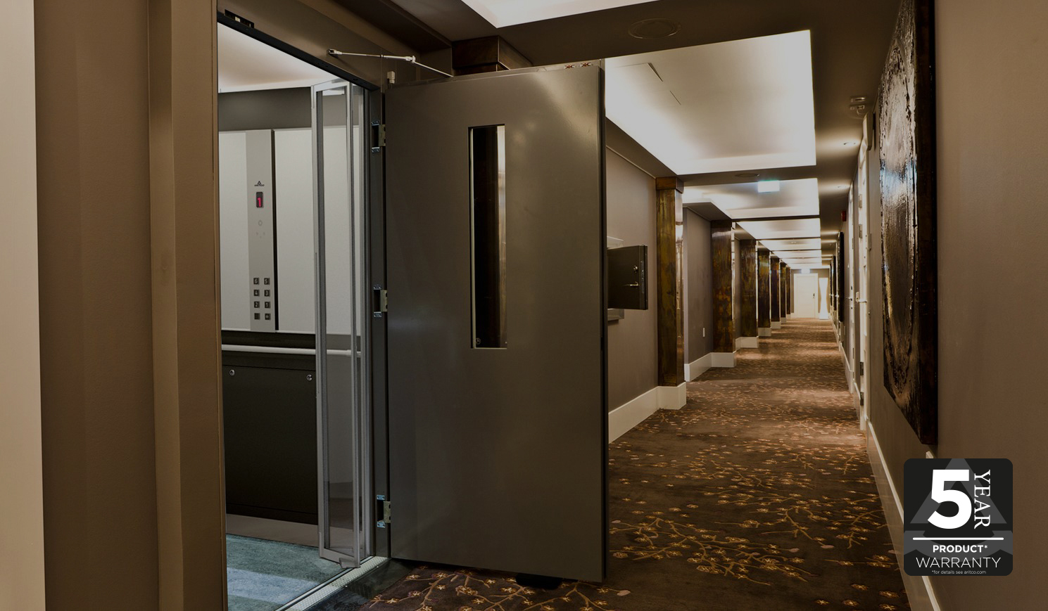 Platform lift Aritco 9000 installed at a hotel