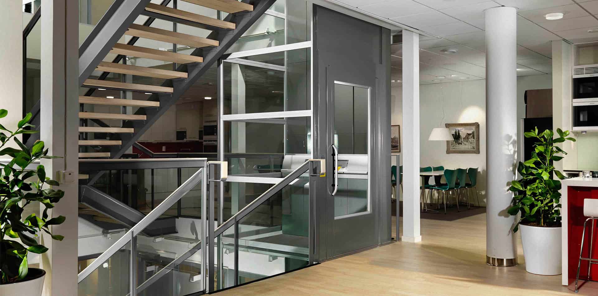 The public lift Aritco PublicLift Access inside a office
