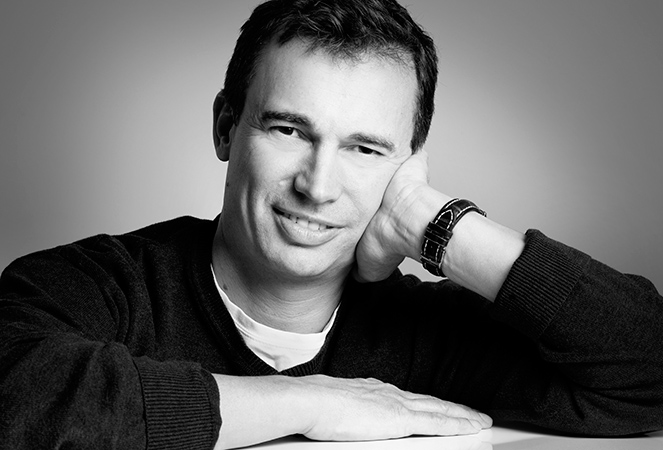 Architect Pål Ross in black and white