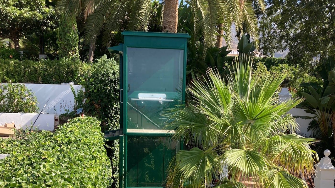 Aritco Outdoor lift in Marbella